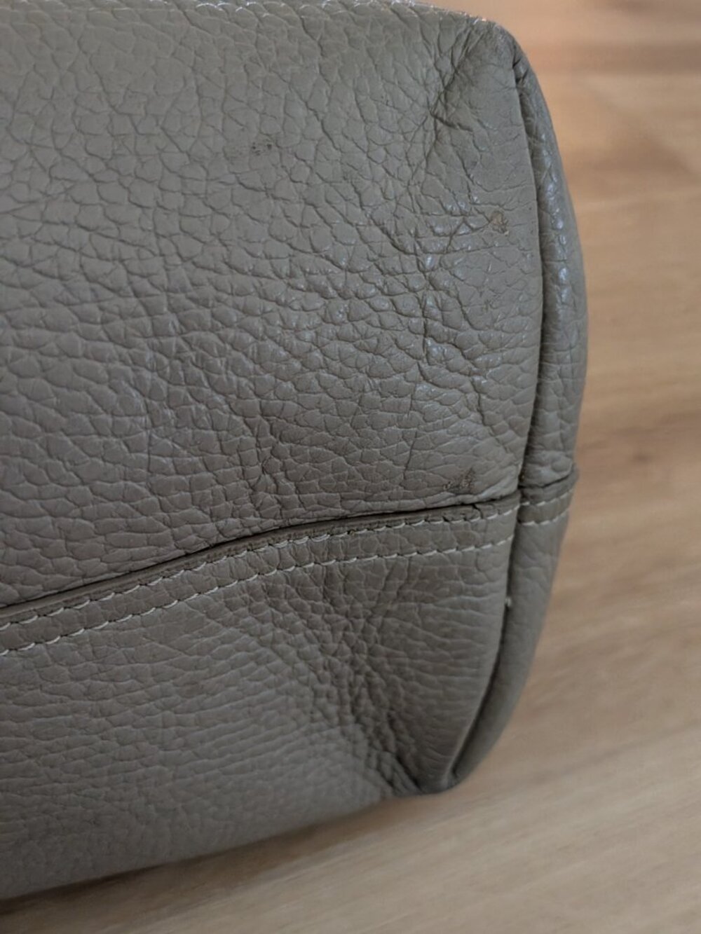 Cuyana Leather Tote Bag Taupe Pebbled Minimalist Shoulder Bag Work Everyday READ - Picture 7 of 16